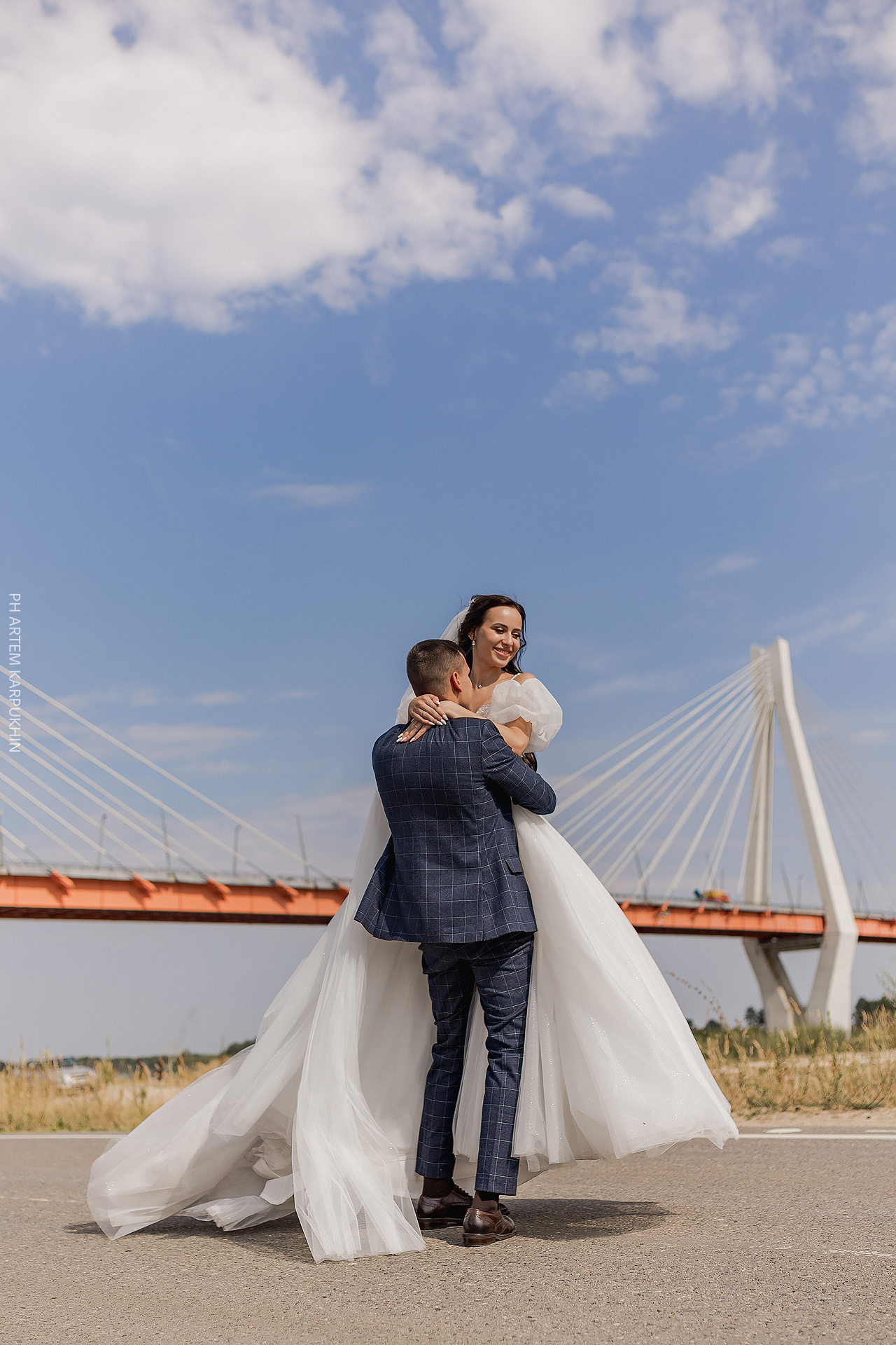 Свадьба, фотограф в Муроме, ЗАГС, мост, Риони, ведущая Ольга Цыганова. Фотограф городских и семейных событий Артем Карпухин