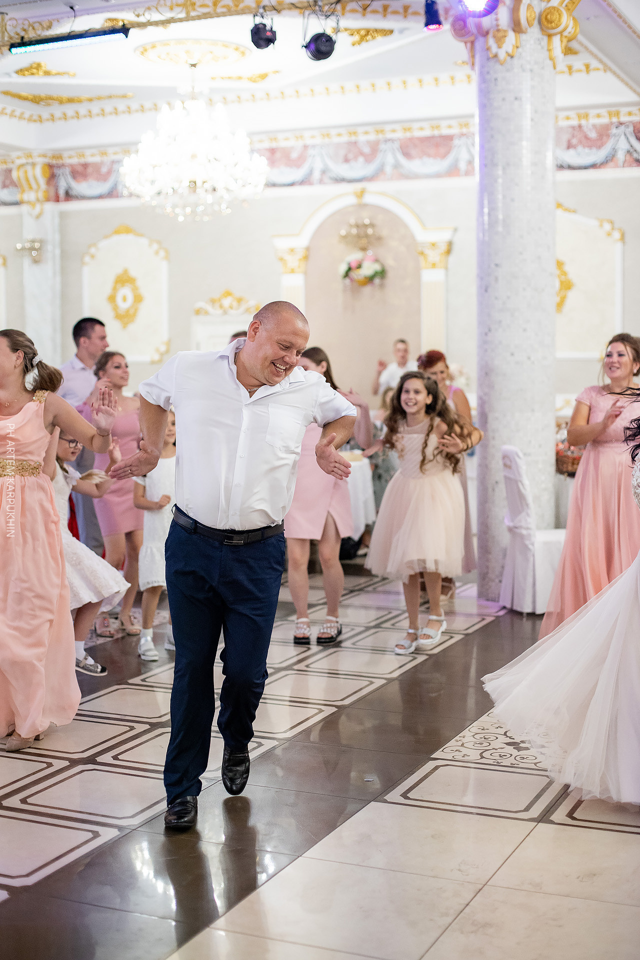 Свадьба, фотограф в Муроме, ЗАГС, мост, Риони, ведущая Ольга Цыганова. Фотограф городских и семейных событий Артем Карпухин
