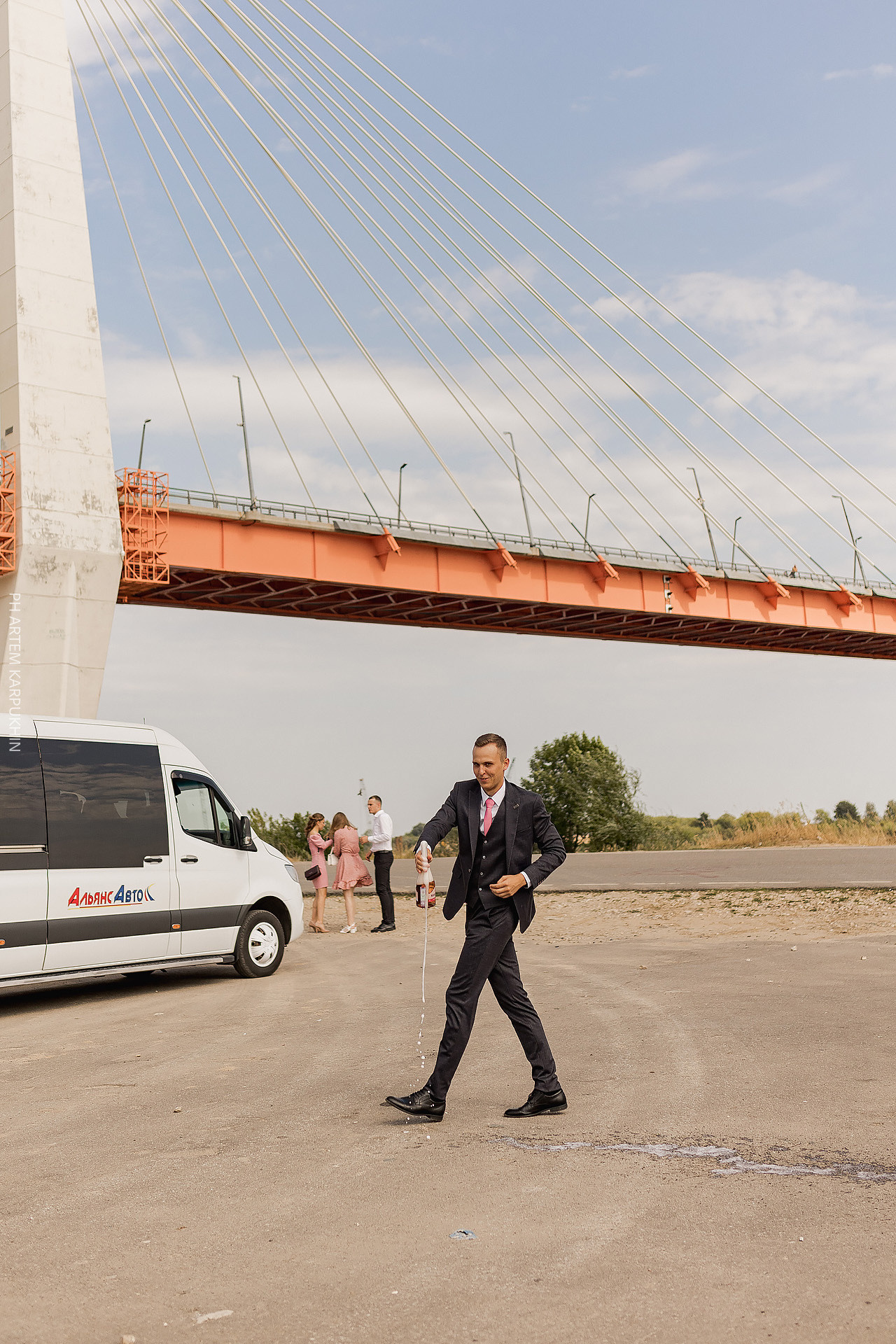 Свадьба, фотограф в Муроме, ЗАГС, мост, Риони, ведущая Ольга Цыганова. Фотограф городских и семейных событий Артем Карпухин