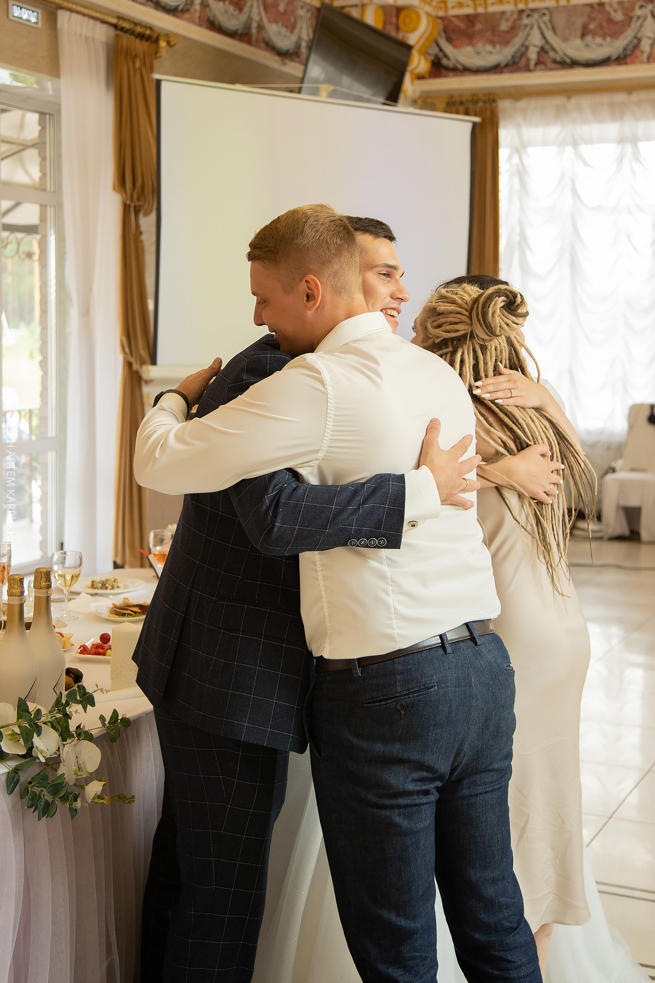 Свадьба, фотограф в Муроме, ЗАГС, мост, Риони, ведущая Ольга Цыганова. Фотограф городских и семейных событий Артем Карпухин