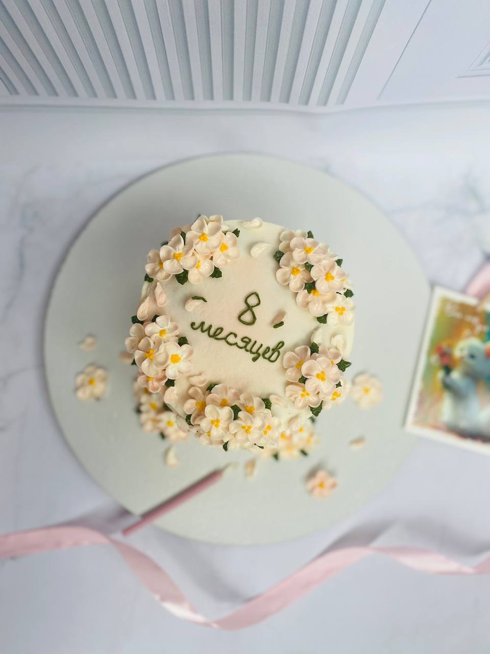 Работы учениц. Аникина Юлия / Кремовая флористика в корейской технике