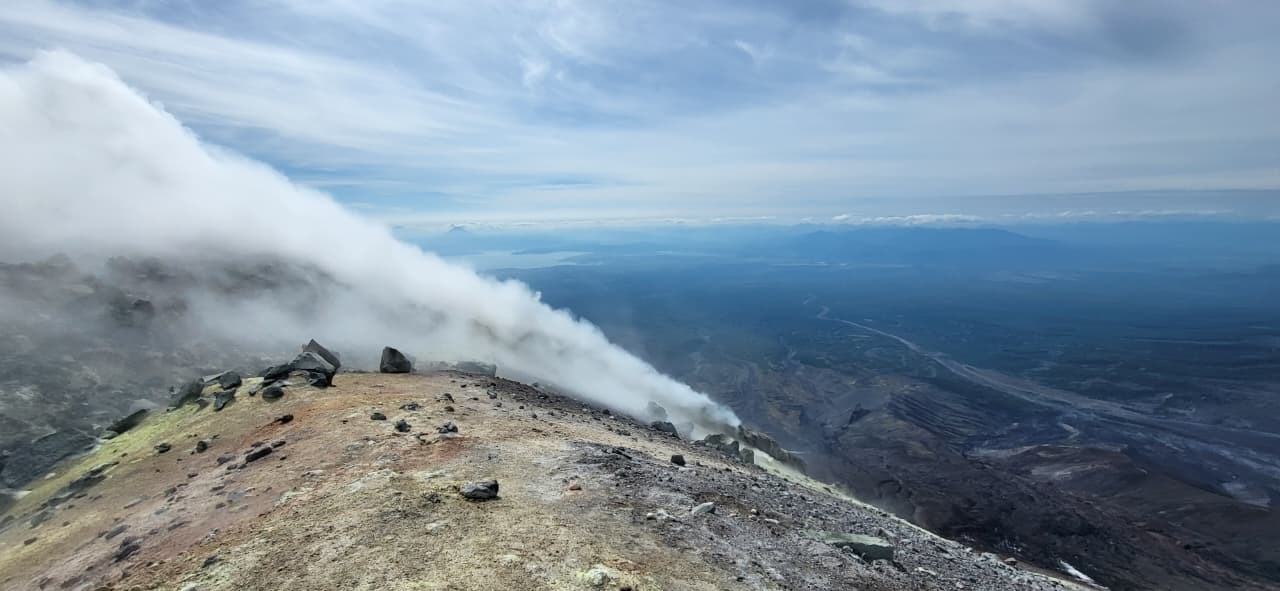 Восхождение на Авачинский вулкан. Экскурсионные туры по Камчатке