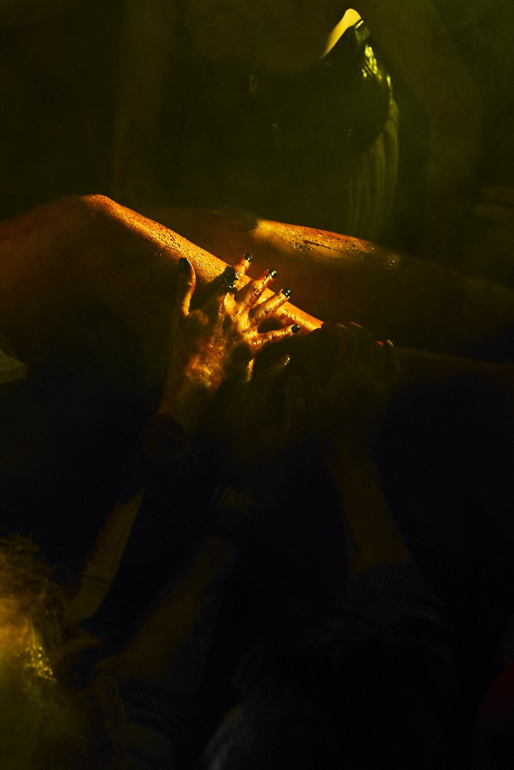 Фотограф Артём Савиных | Свадебная, репортажная, семейная съёмка Москва. Артём Савиных — профессиональный фотограф в Москве | Репортажи, свадьбы, портреты