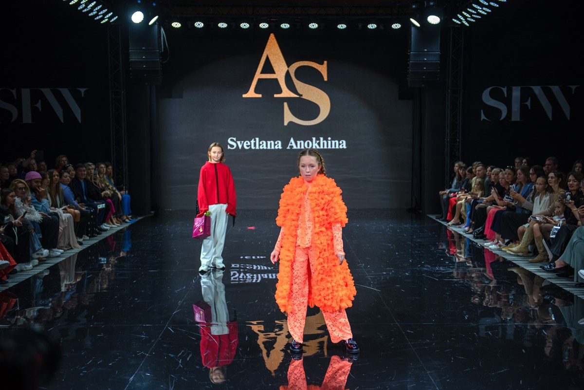 SochiFashionWeek2024 дизайнер Анохина Светлана. Семейный и коммерческий фотограф в Сочи Александр Бодунов