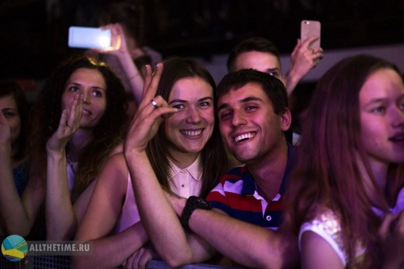 IOWA. Магия музыки в кадре: Концертная Фотография