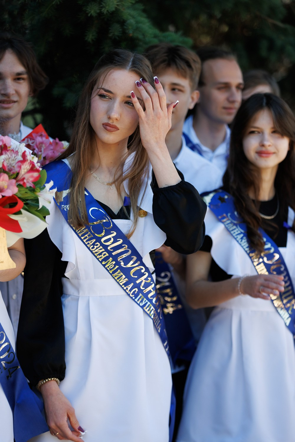 Последний звонок в Гимназии № 1, г. Севастополь. Свадебный фотограф, фотосъемка в Крыму, Севастополе, Симферополе, Ялте