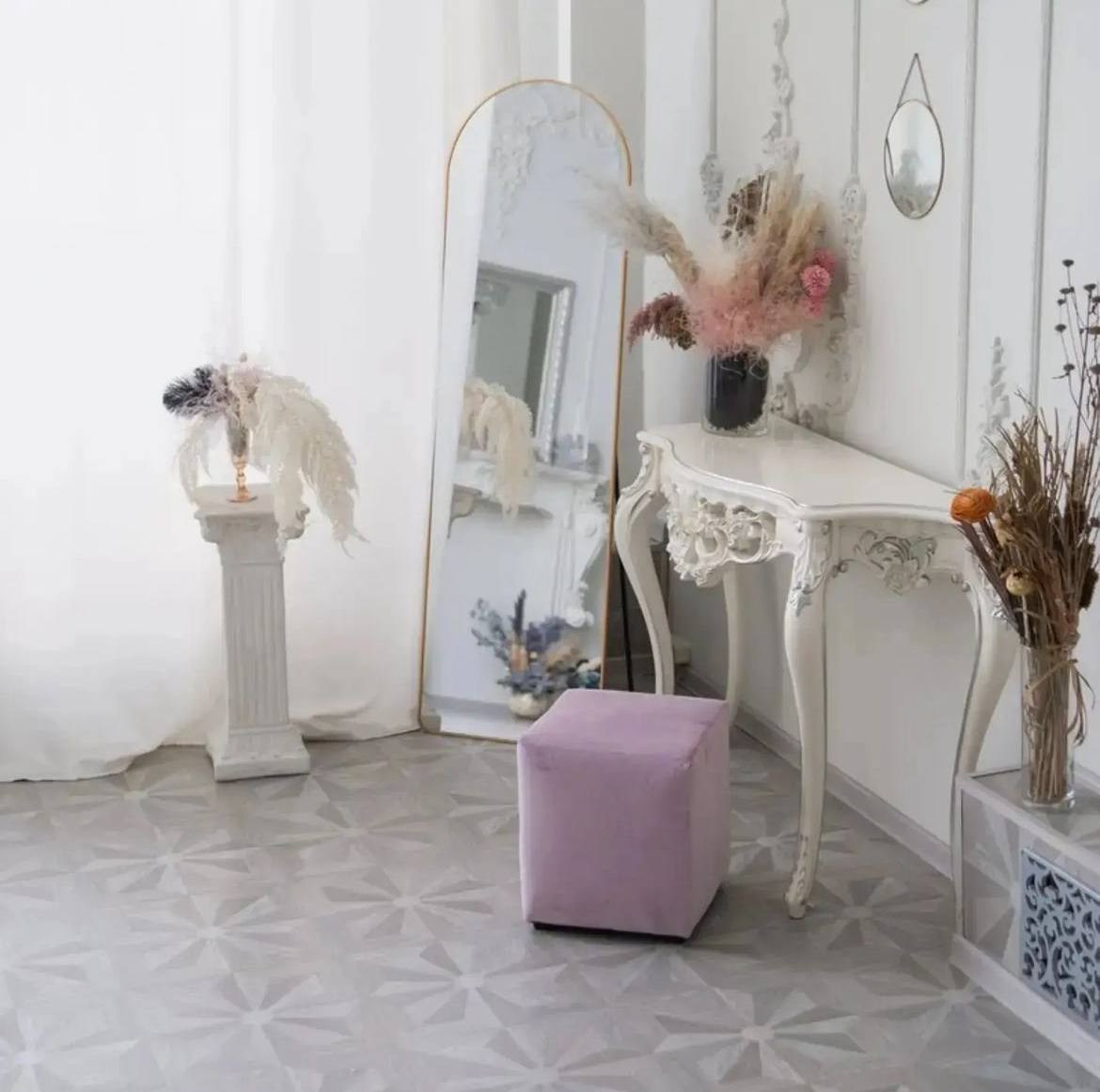 Студия Love is зал Колонны, 1700 руб. в час. Классный фотограф Красноярска Васильева Ирина