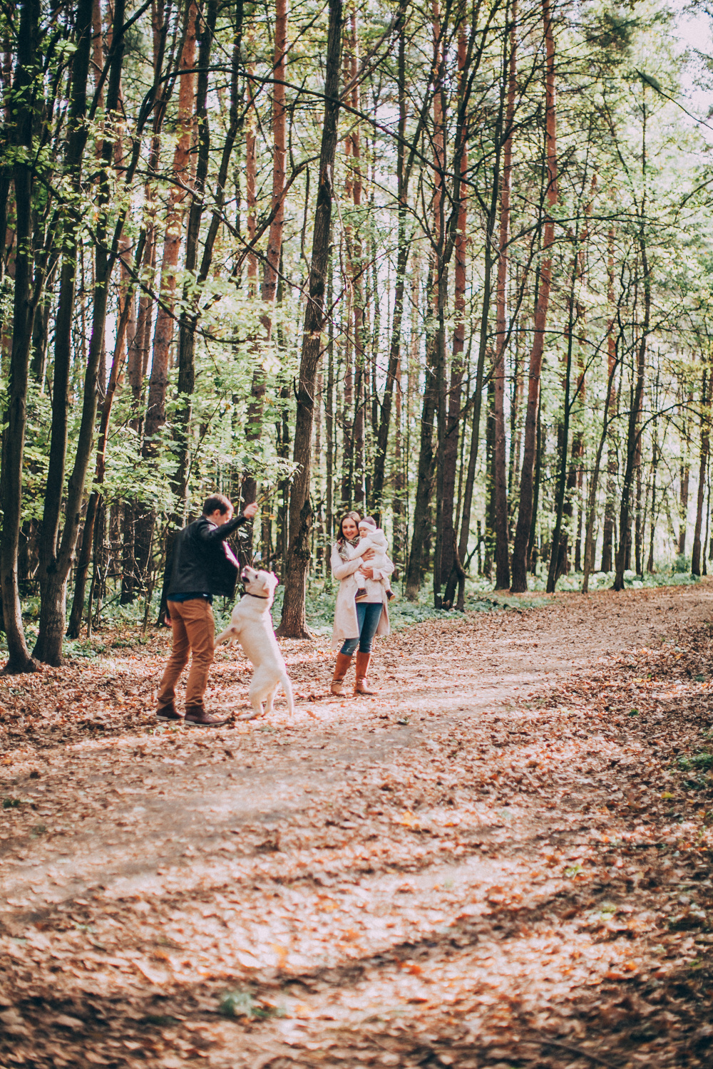 Чудесная осенняя прогулка с маленькой Сашей и её очаровательными мамой и папой!…. Свадебный фотограф Марина Назарова Москва