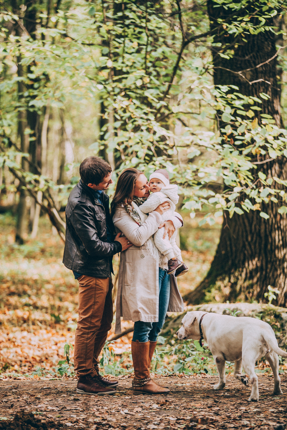 Чудесная осенняя прогулка с маленькой Сашей и её очаровательными мамой и папой!…. Свадебный фотограф Марина Назарова Москва