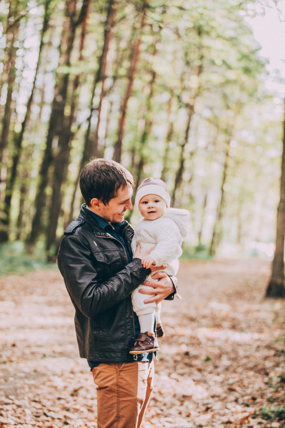 Чудесная осенняя прогулка с маленькой Сашей и её очаровательными мамой и папой!…. Свадебный фотограф Марина Назарова Москва