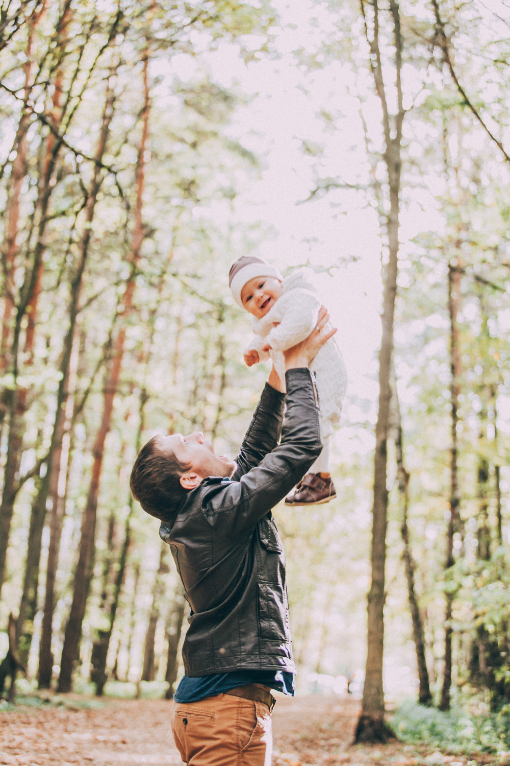 Чудесная осенняя прогулка с маленькой Сашей и её очаровательными мамой и папой!…. Свадебный фотограф Марина Назарова Москва