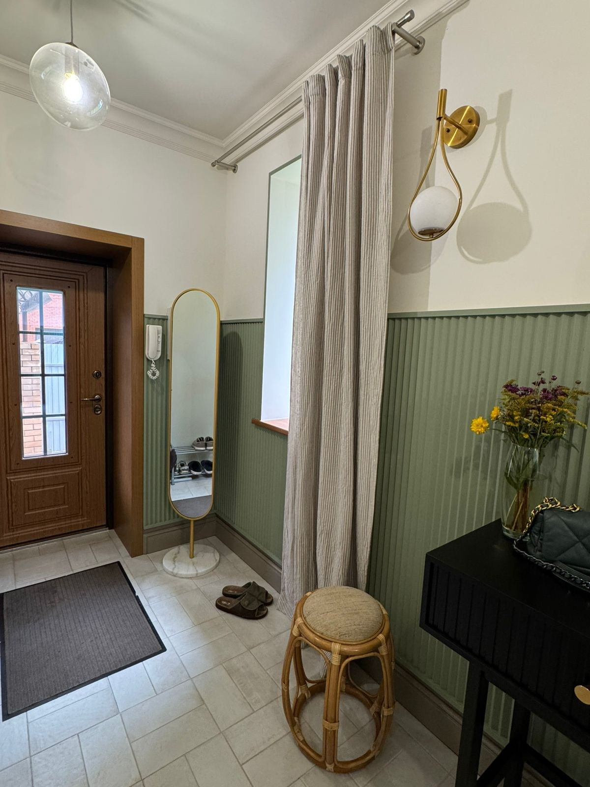 Дом в пос. Весенний. Дизайнер интерьера вашего дома мечты