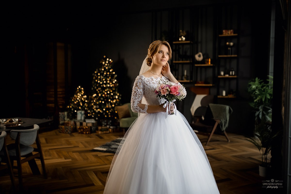 Свадебная фотосессия в интерьере: уют, фактура и свет как у старых мастеров. Свадебный фотограф — Санкт-Петербург (СПб) Питер