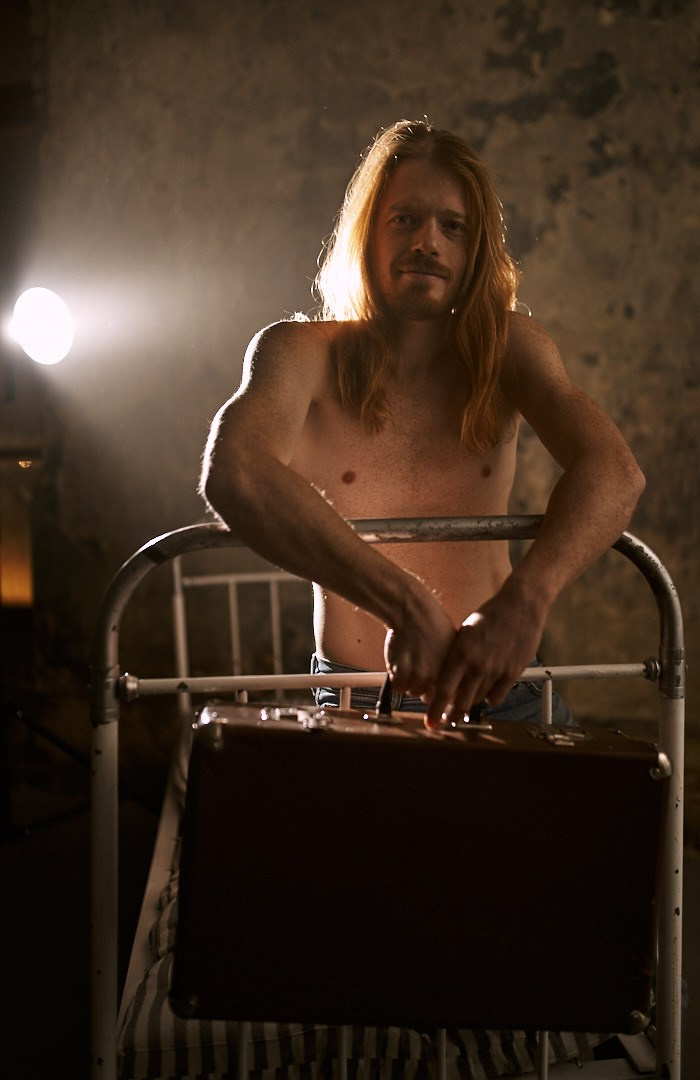  Фотограф парней