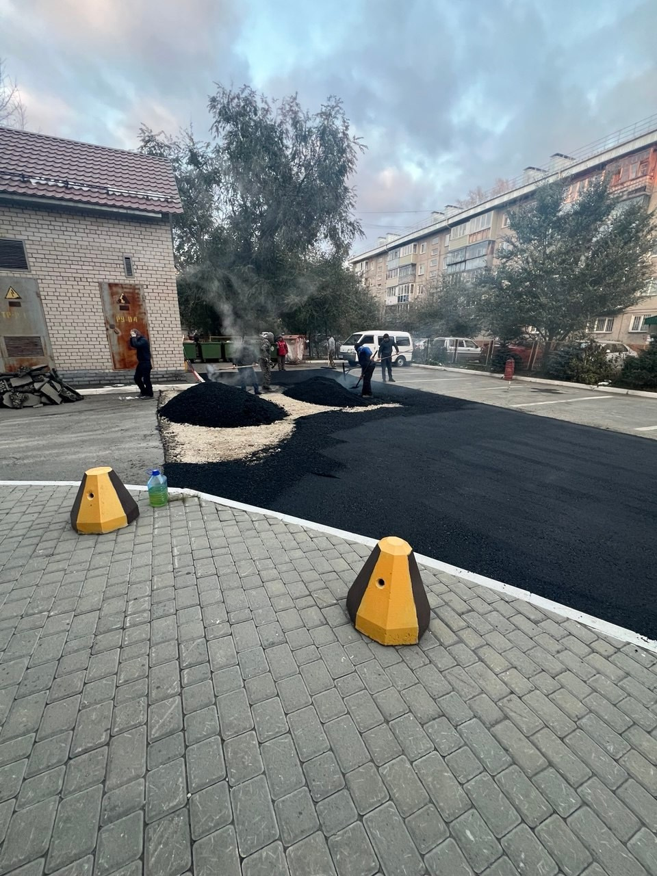 Асфальтирование дорог и частичное восстановление