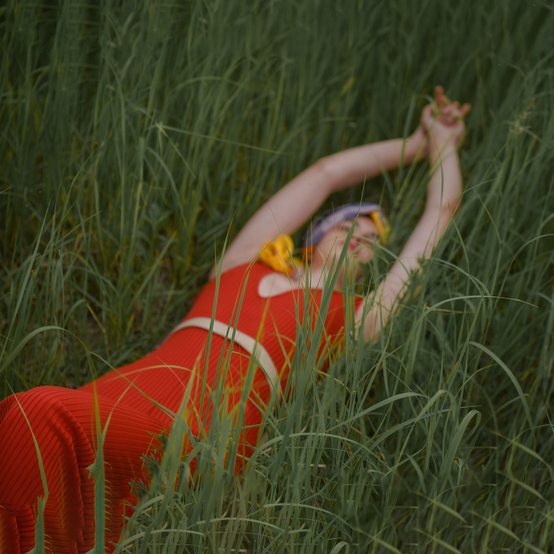 Алиса в поле. Фотограф г. Хабаровск