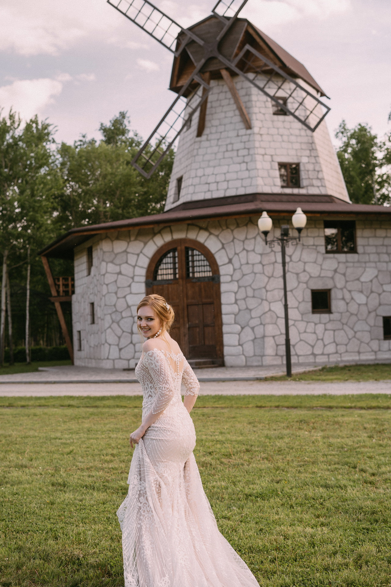 Свадьба и ретро машина. Свадебный фотограф в Хабаровске Момот Валерий