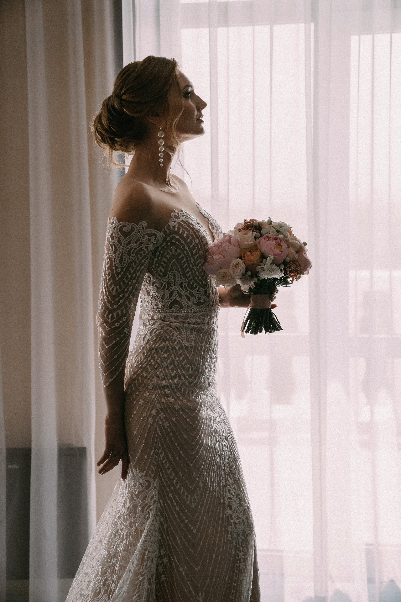 Свадьба и ретро машина. Свадебный фотограф в Хабаровске Момот Валерий