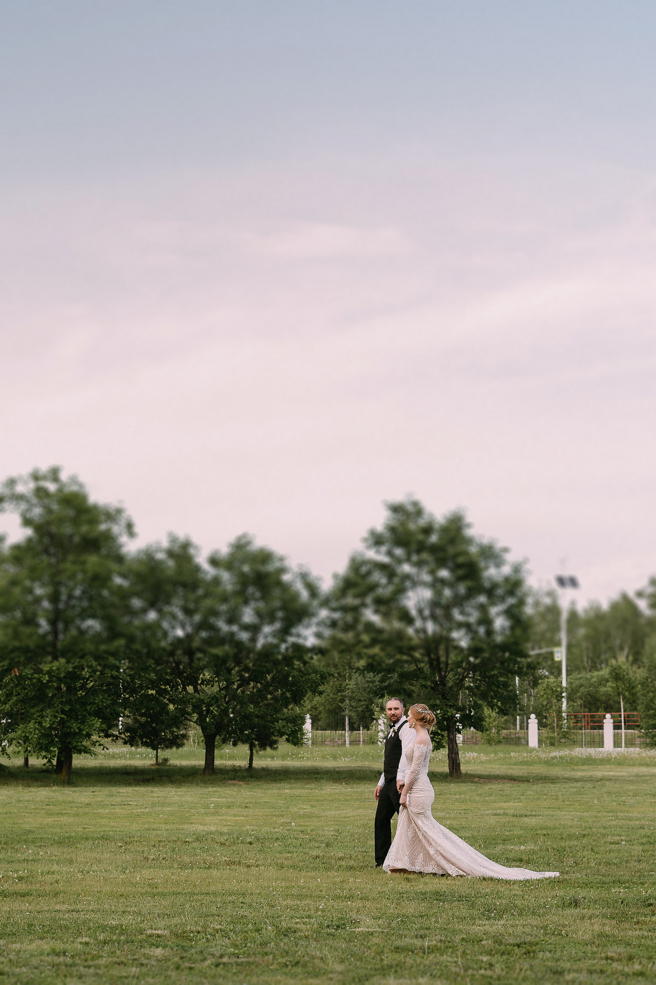 Свадьба и ретро машина. Свадебный фотограф в Хабаровске Момот Валерий