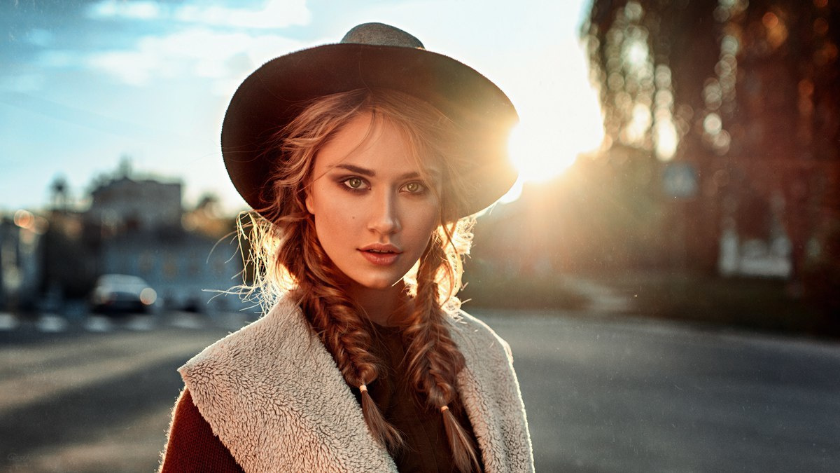 Портреты на улице. Фотограф Георгий Чернядьев