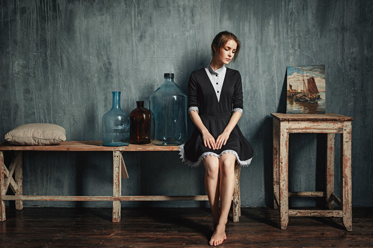 Indoor Portrait. Photographer Georgy Chernyadyev