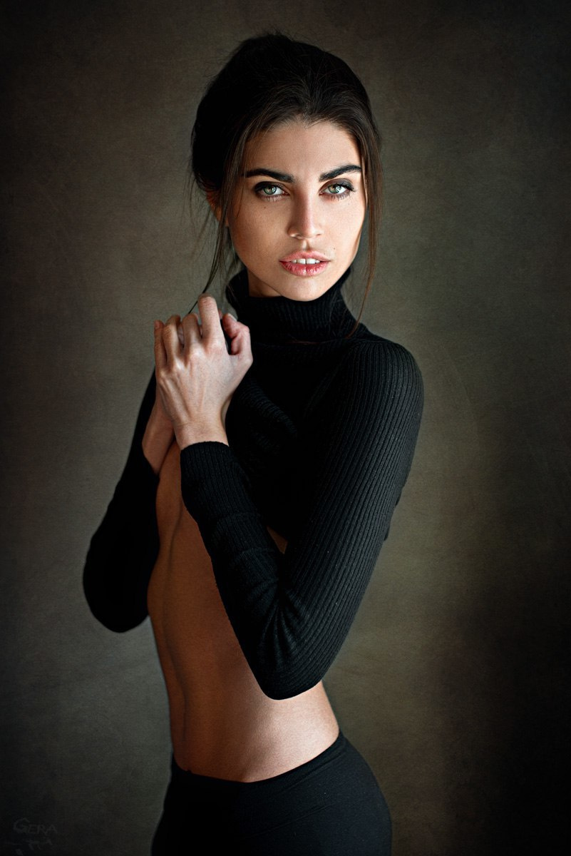 Indoor Portrait. Photographer Georgy Chernyadyev