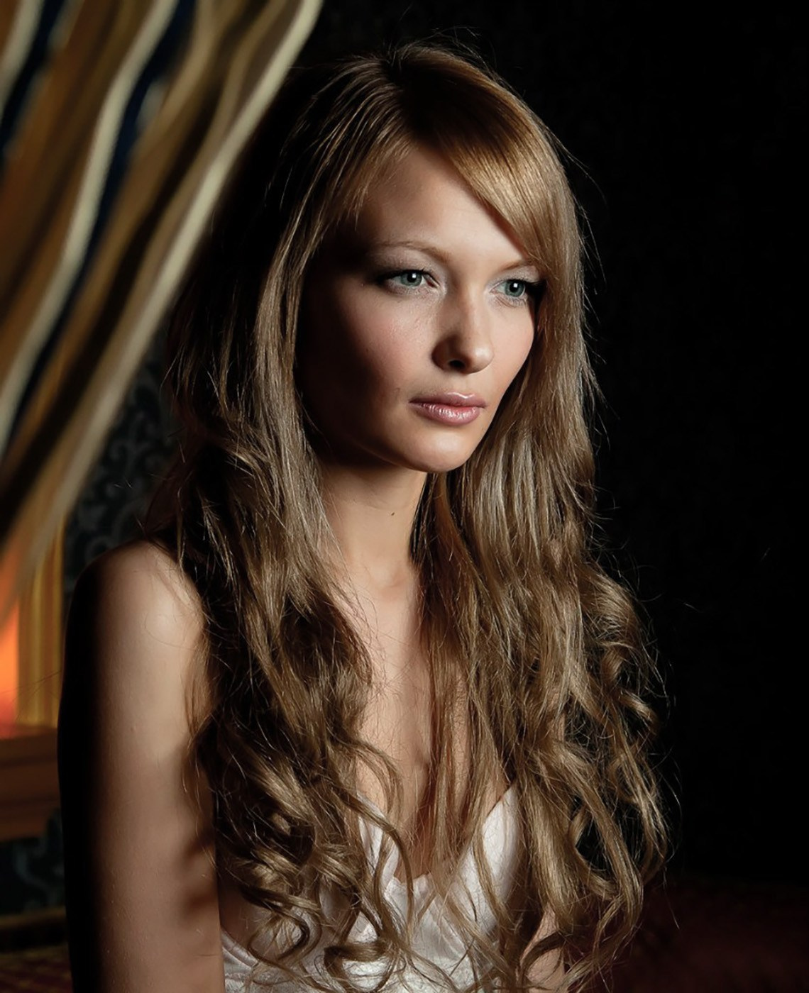 женская фотосессия Красноярск фото для девушки фотограф Красноярск фотосессия для сайта знакомств Красноярск фото для социальной сети заказать цена стоимость фотосессии в Красноярске пример фото идея место позы для фотосессии девушки в Красноярске фотосессия ИИ фотосессиия нейросеть промт для фотосессии фотосессия фото для социальной сети визажист причёска и макияж Красноярск парк Сады мечты Татышев фотостудия Красноярск бизнес портрет