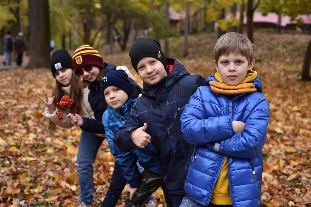 Школьная осень. Стильные выпускные альбомы, детские фотосессии, сюжетные фотографии