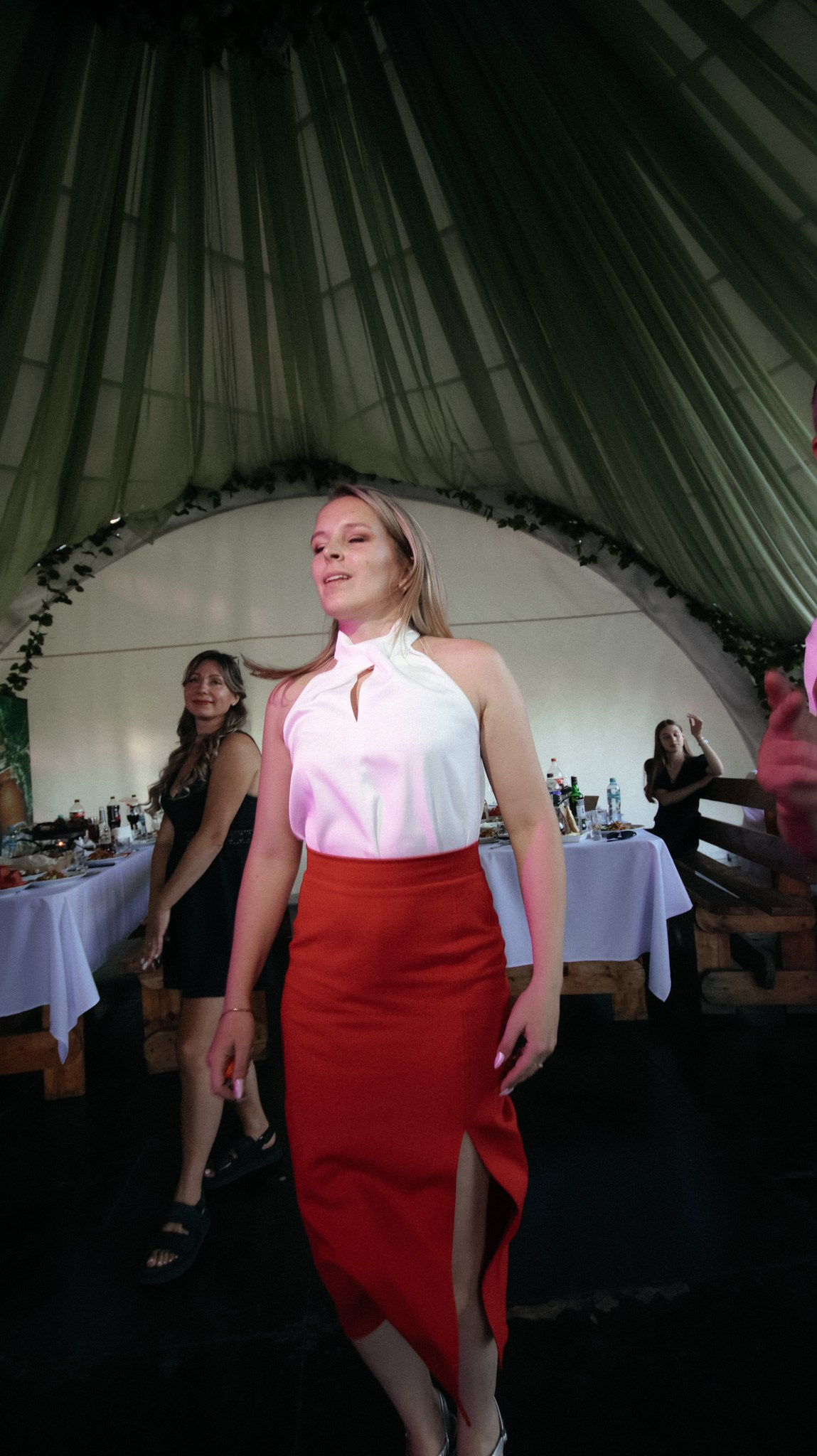 Фабрика Дверей. Свадебный и репортажный фотограф Дмитрий Кононенко