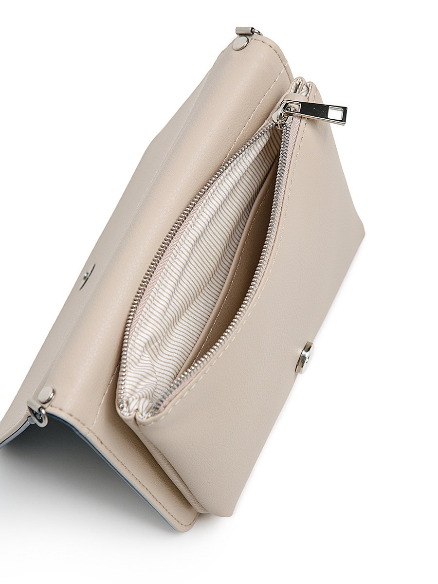 Сумка-клатч. Контент фотограф, съемка для маркетплейсов, фуд съемка и репортажи в Новосибирске Ралия Галеева