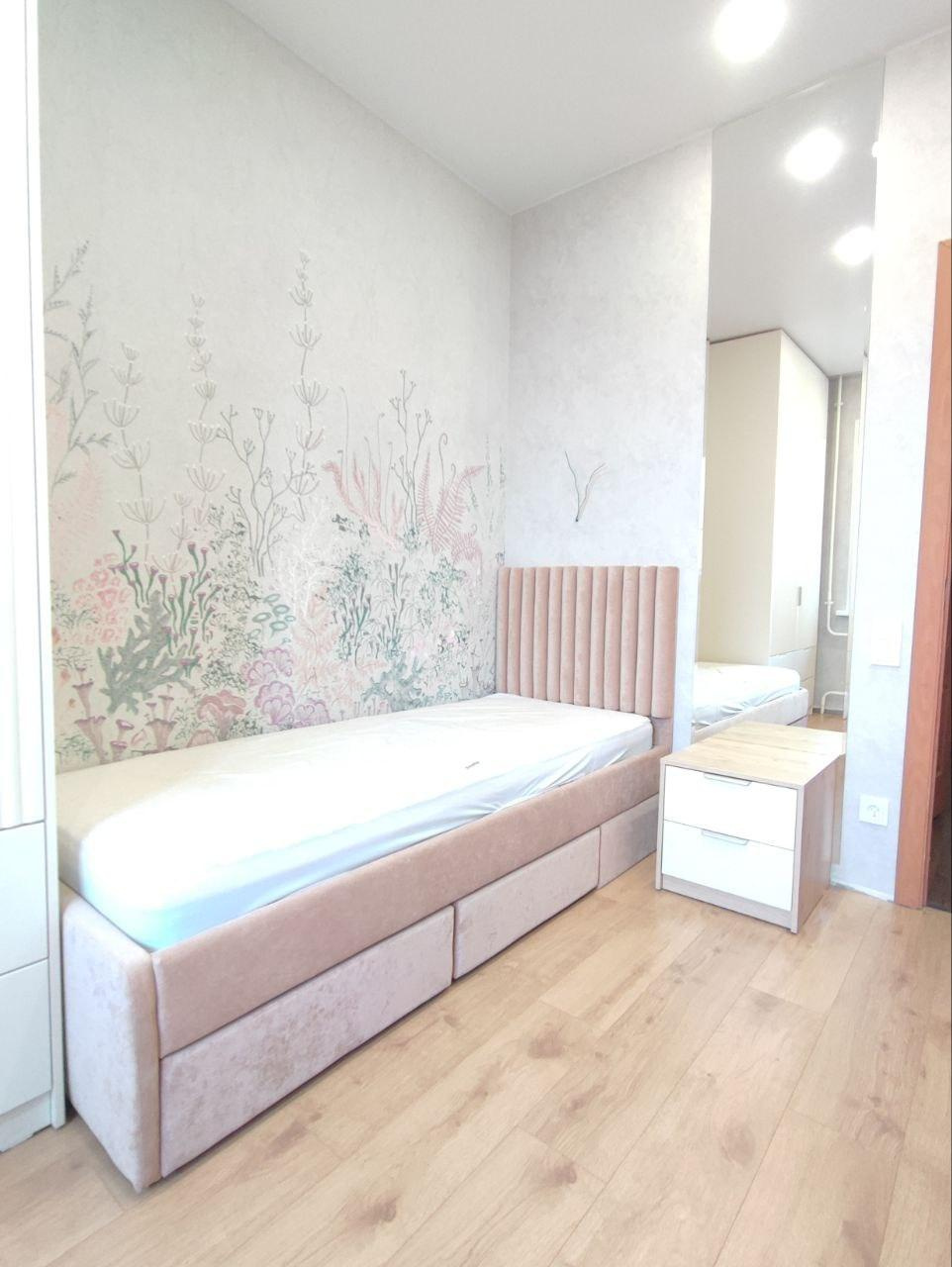 Нежная детская комната для девочки. Батракова Наталья дизайнер интерьеров Санкт-Петербург Москва Архангель