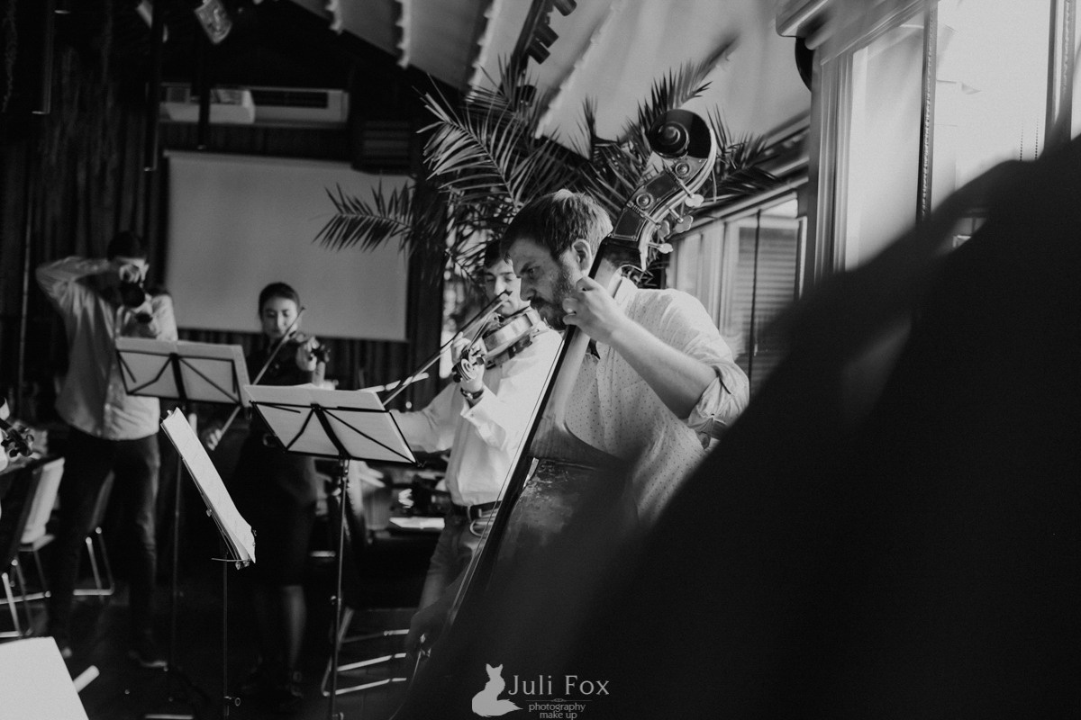 Репортажная фотосъемка во Владивостоке. Портретный, свадебный, репортажный фотограф во Владивостоке Юлиана Джули Фокс