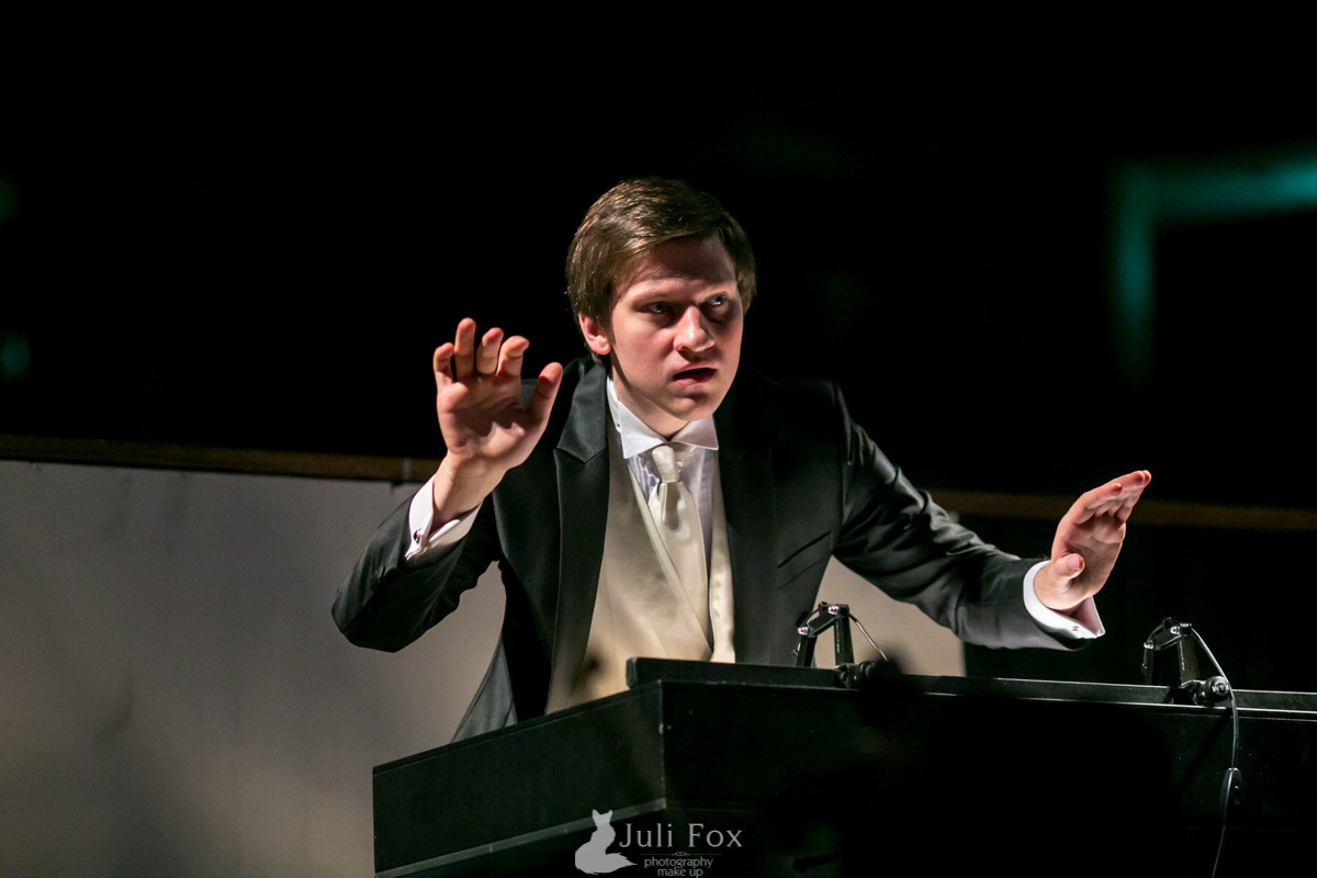 Репортажная фотосъемка во Владивостоке. Портретный, свадебный, репортажный фотограф во Владивостоке Юлиана Джули Фокс