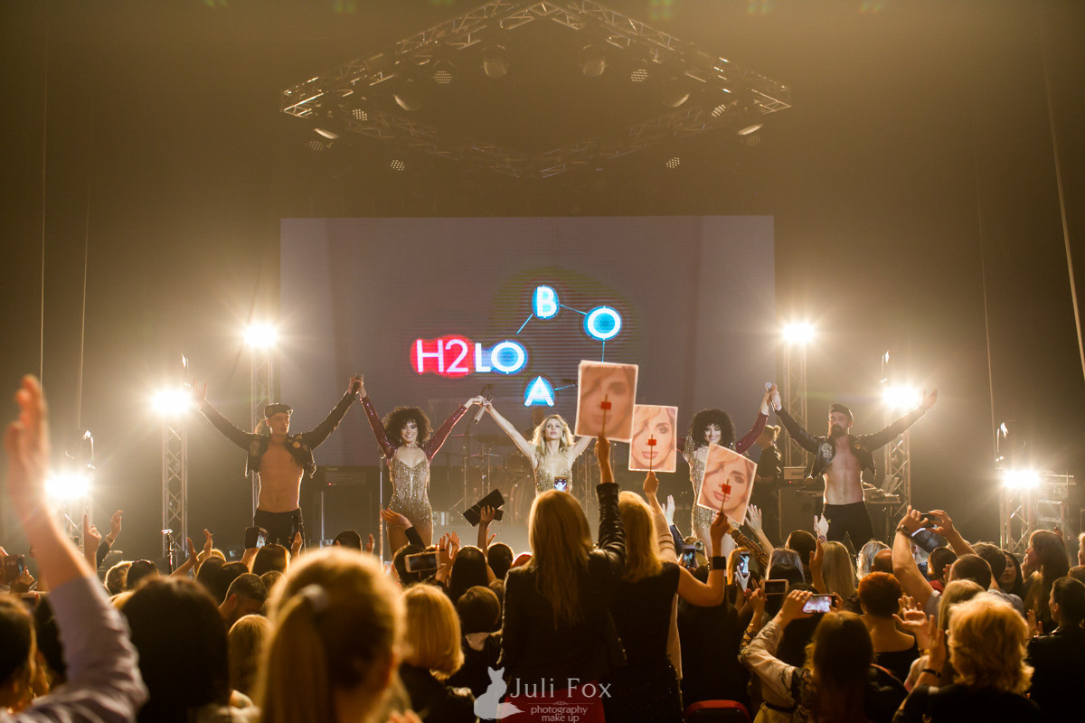 Репортажная фотосъемка во Владивостоке. Портретный, свадебный, репортажный фотограф во Владивостоке Юлиана Джули Фокс
