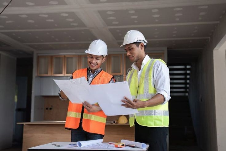 Сотрудники за работой. Главная