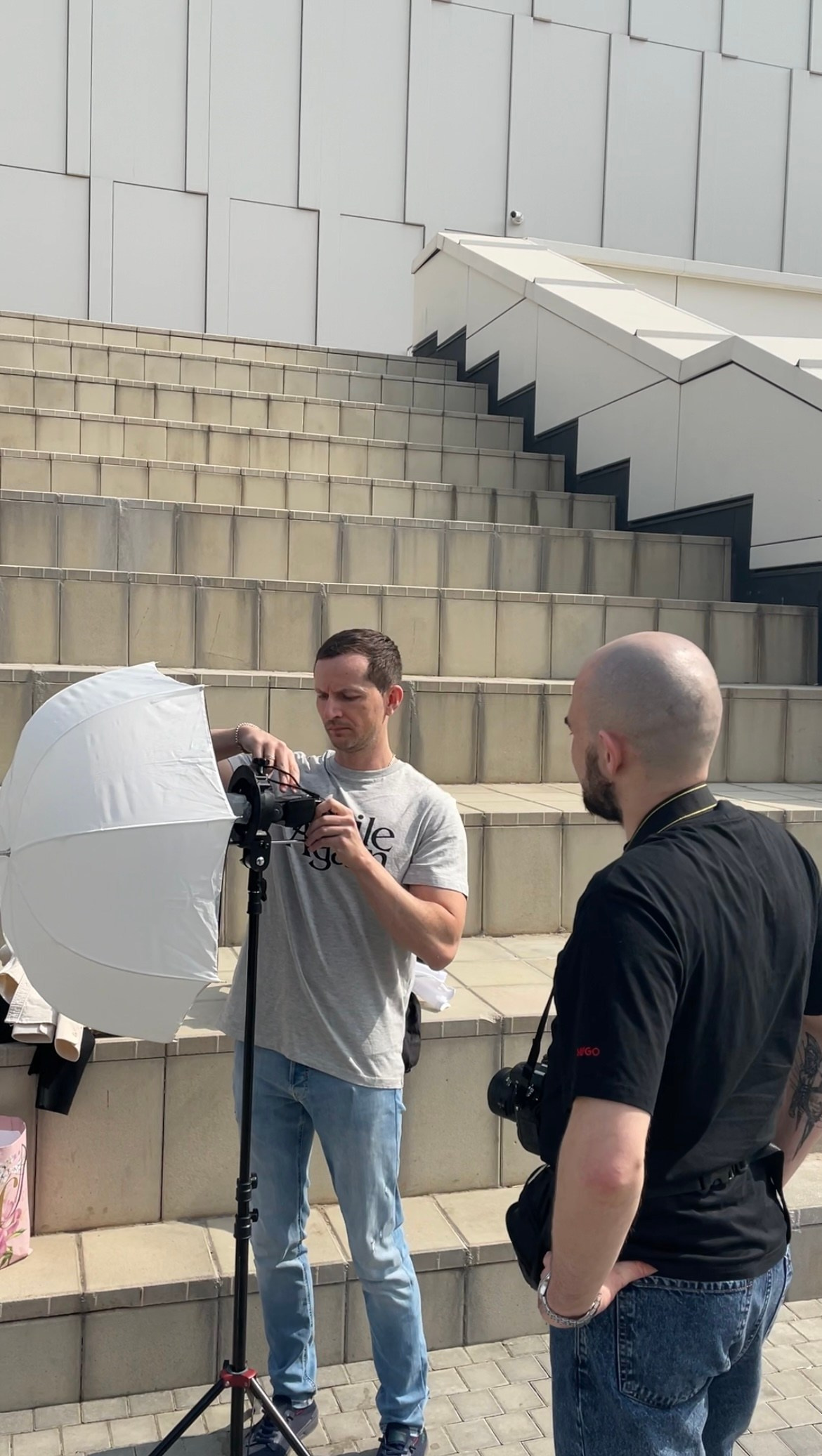 Индивидуальный Урок по фото с искуственным светом. Компания и фотошкола по созданию контента в Москве