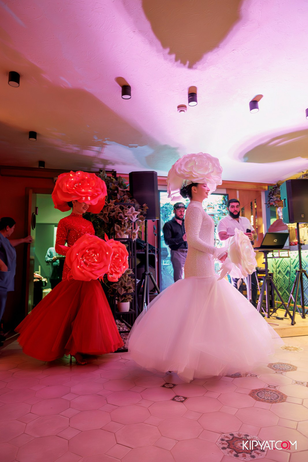 MODI RESTORANCHIK. КИПЯТКОМ АЛМАТЫ! Фотосъемка мероприятий в Алматы