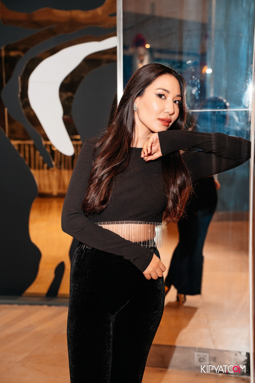 MOOD KARAOKE & TERRACE. КИПЯТКОМ АЛМАТЫ!