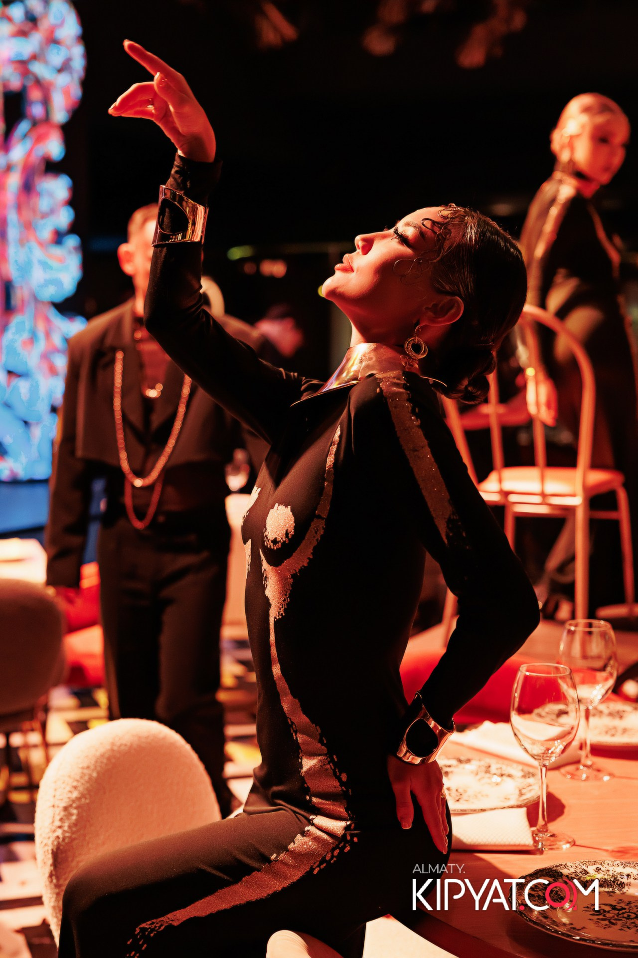 QUEEN. КИПЯТКОМ АЛМАТЫ!