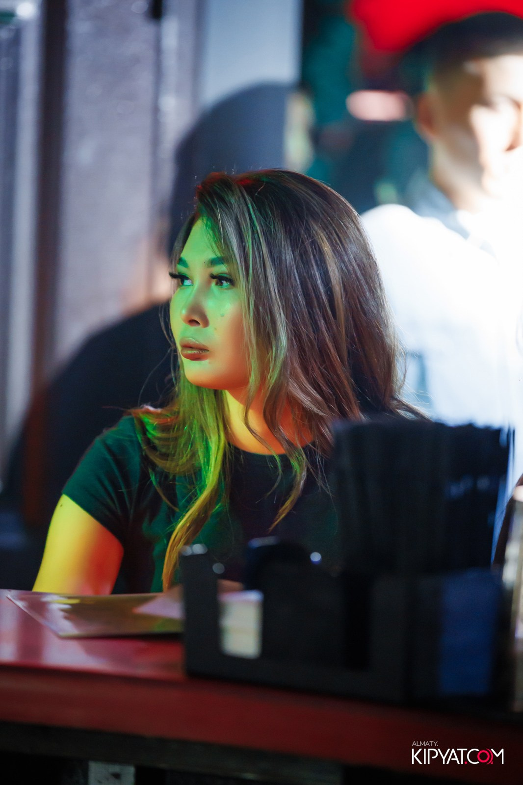 UYAT EMES BAR. КИПЯТКОМ АЛМАТЫ!