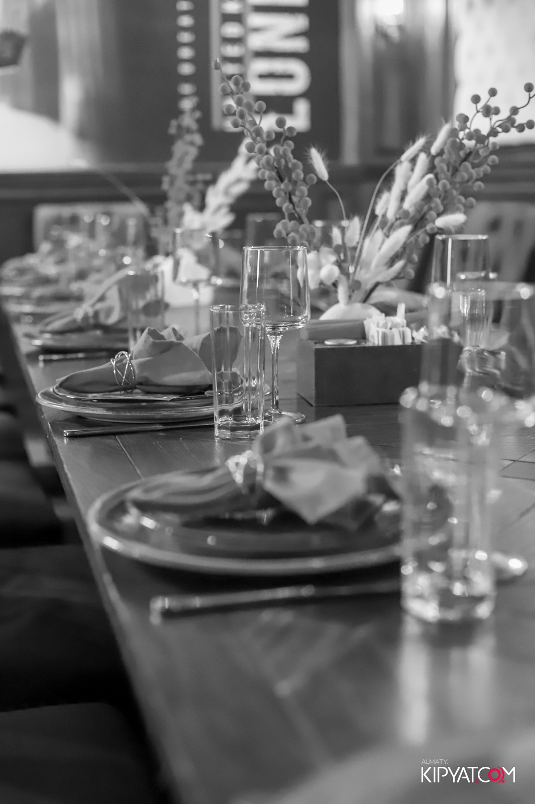 SPACE KARAOKE BAR. КИПЯТКОМ АЛМАТЫ! Фотосъемка мероприятий в Алматы