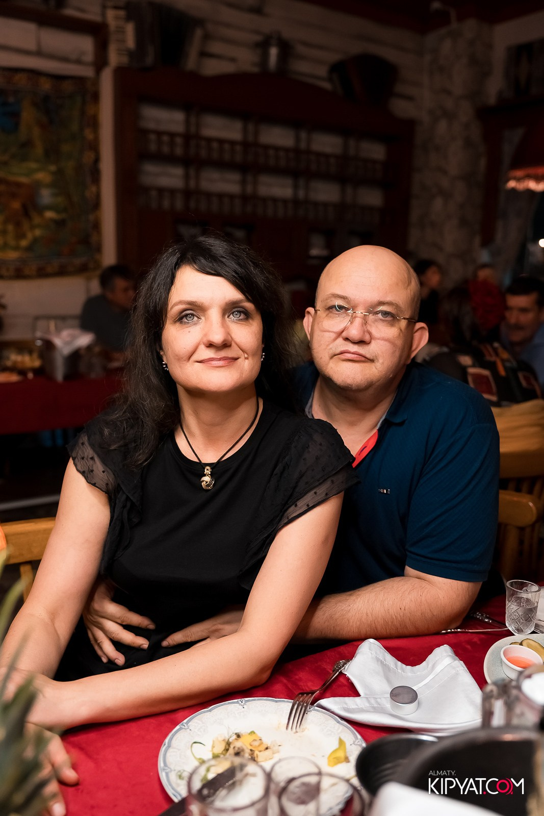 РЕСТОРАН МАРЬИНА РОЩА. КИПЯТКОМ АЛМАТЫ!