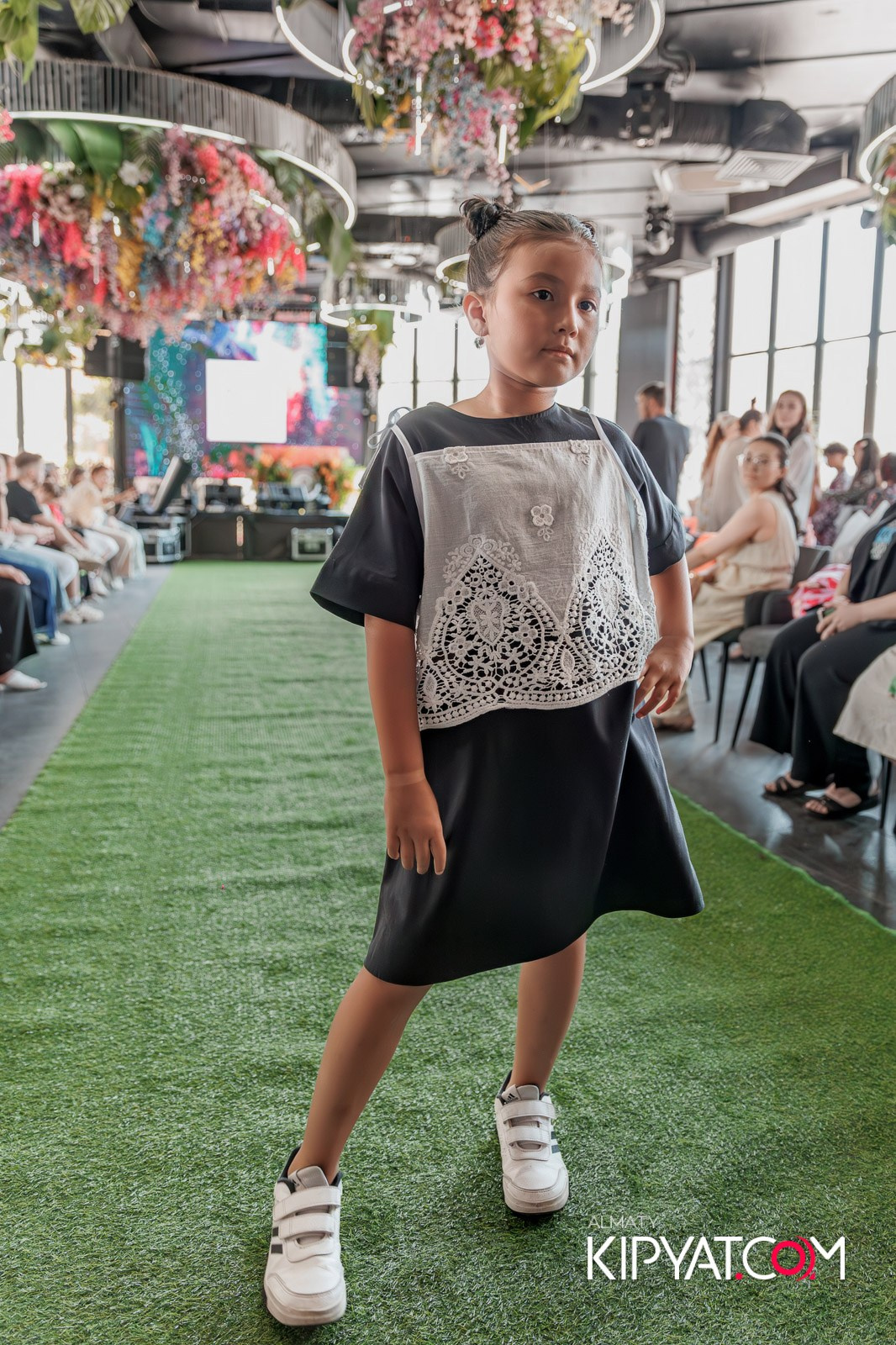 PROM KIDS FASHION SHOW. КИПЯТКОМ АЛМАТЫ!