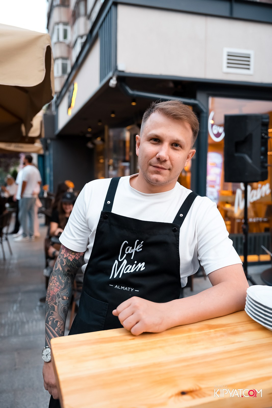 ДЕНЬ РОЖДЕНИЯ CAFE MAIN — 1 ГОД. КИПЯТКОМ АЛМАТЫ!