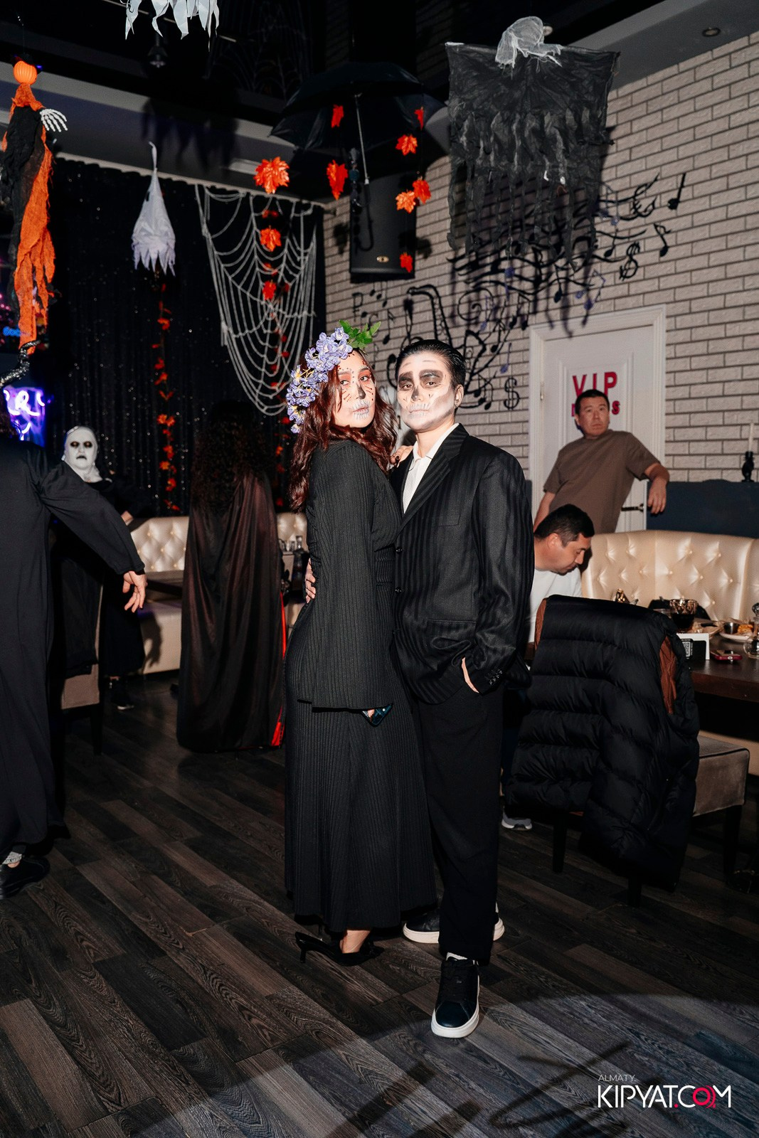 HALLOWEEN PARTY — THE WALL STREET. КИПЯТКОМ АЛМАТЫ!