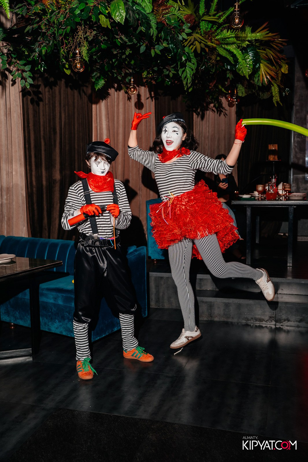 ДОРОГАЯ, Я НЕ ПИЛ. КИПЯТКОМ АЛМАТЫ!