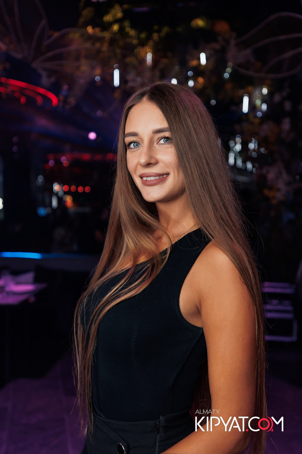 FRIENDS BAR & TERRACE. КИПЯТКОМ АЛМАТЫ! Фотосъемка мероприятий в Алматы