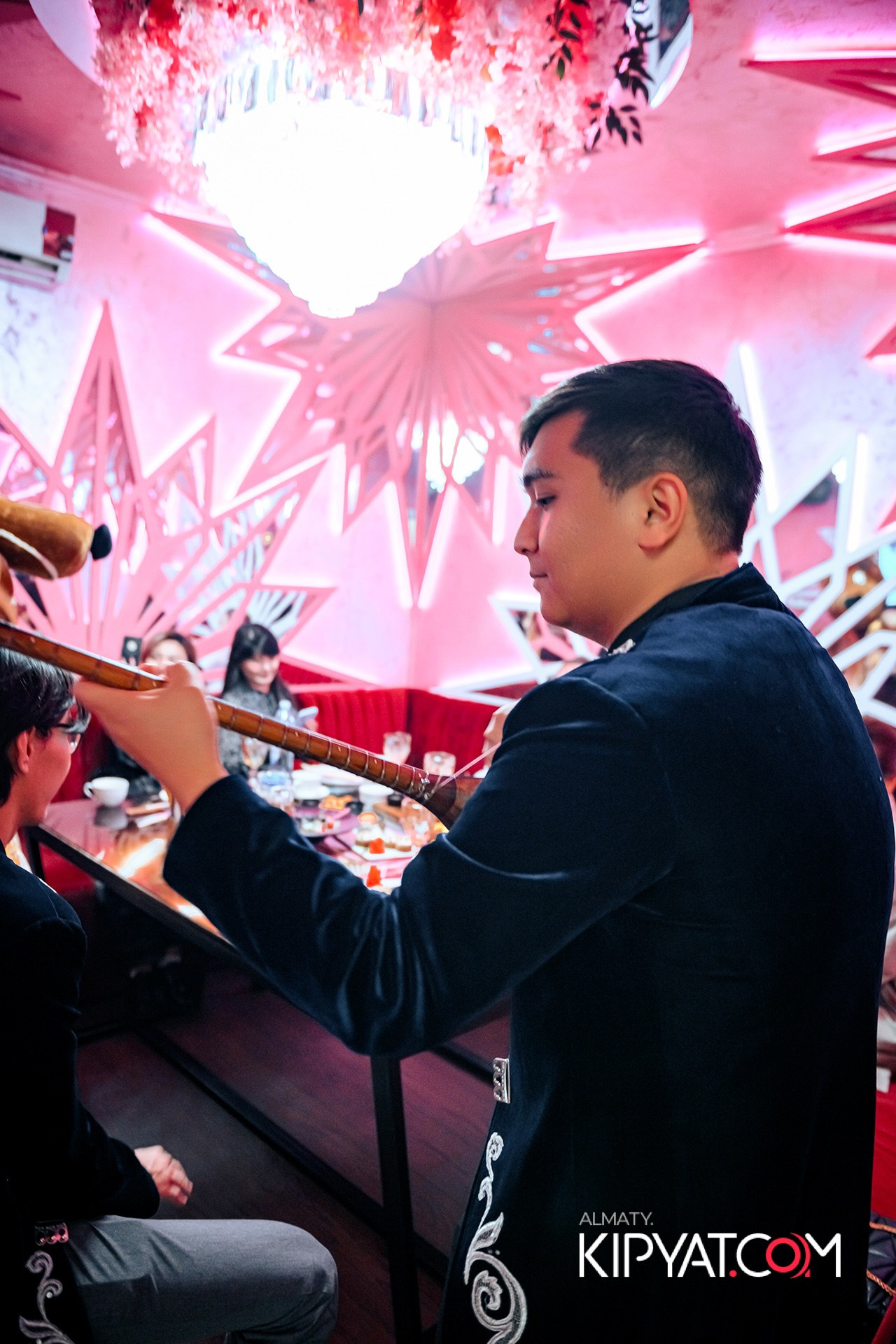 УХО И МЕДВЕДЬ НА ГАГАРИНА. КИПЯТКОМ АЛМАТЫ!