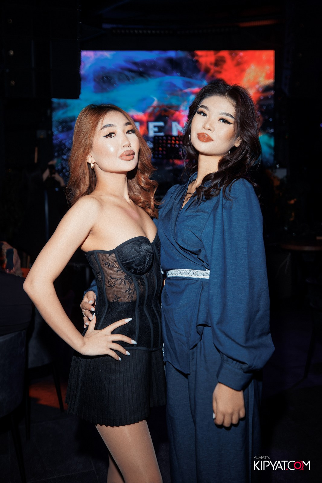 FRIENDS BAR & TERRACE. КИПЯТКОМ АЛМАТЫ!