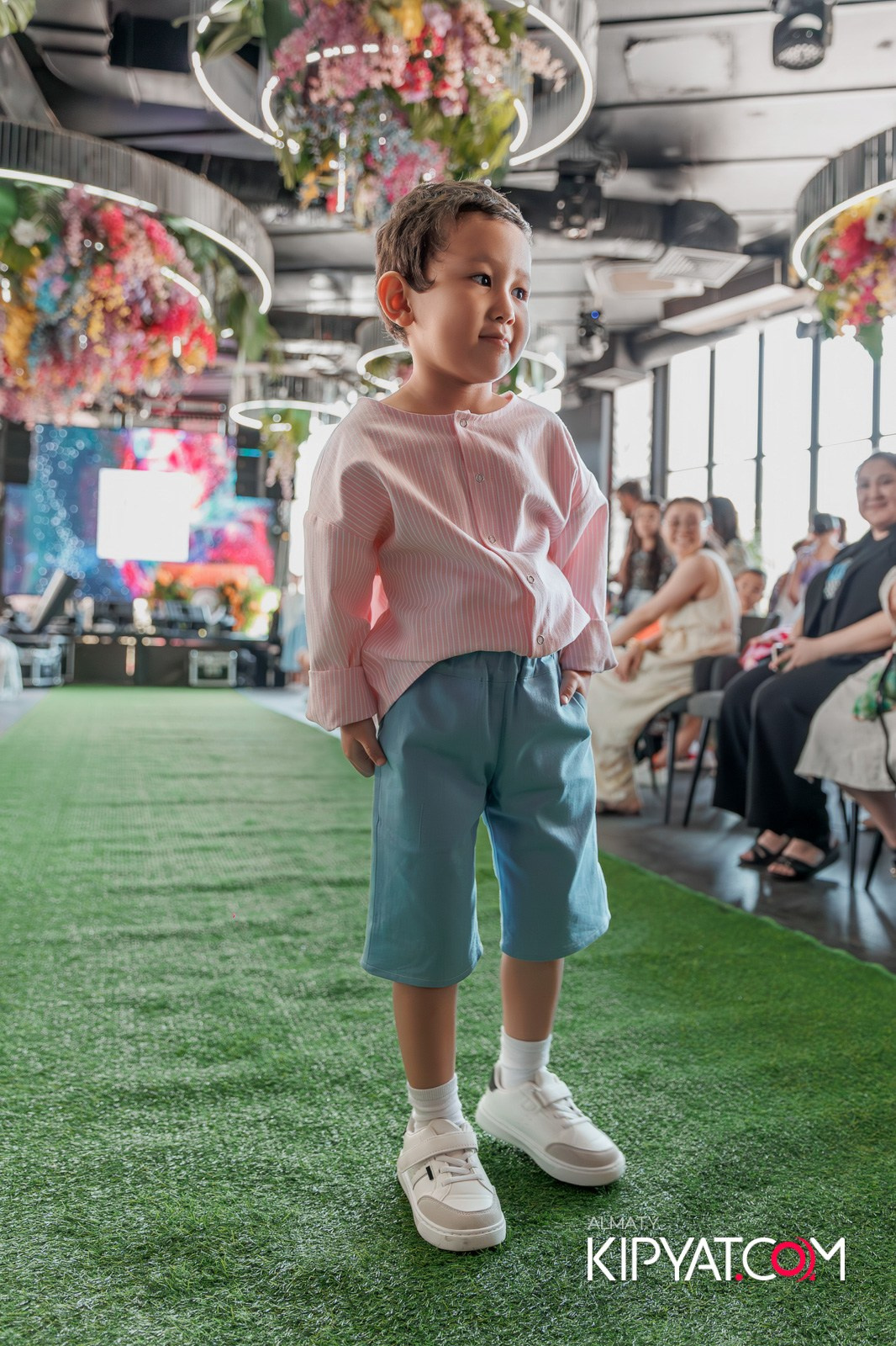 PROM KIDS FASHION SHOW. КИПЯТКОМ АЛМАТЫ!